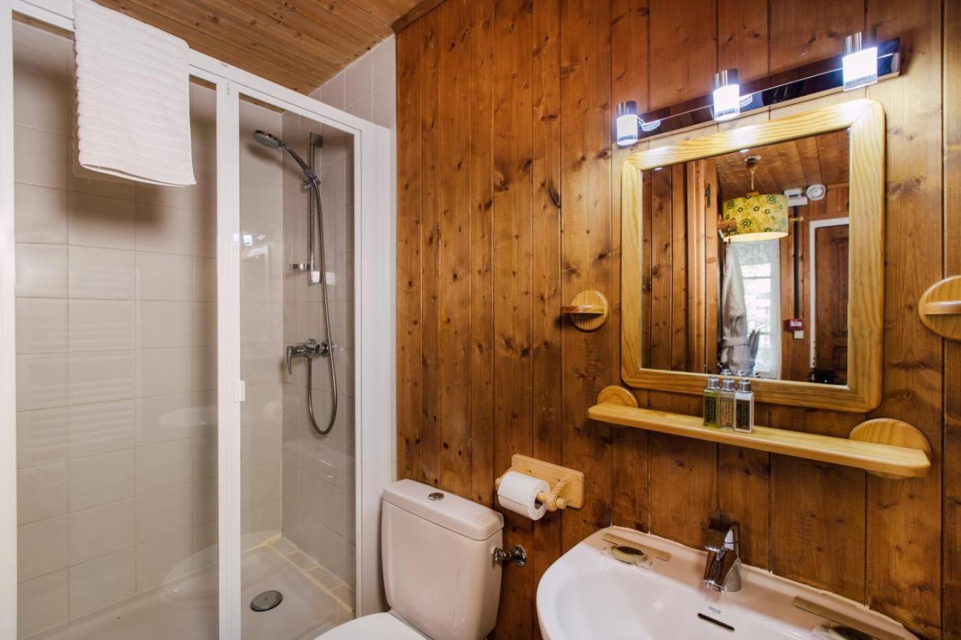 Hotel Mas De La Coutettaz, The Farmhouse Morzine Kamer foto